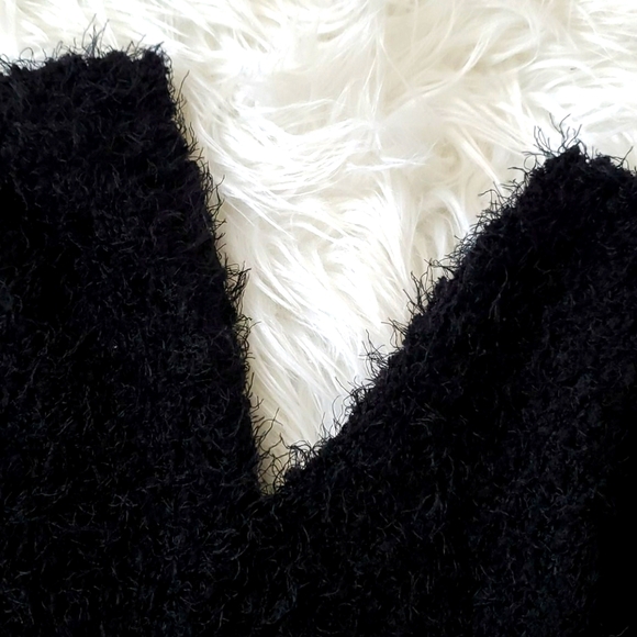 Over-sized sweater NWOT - Picture 4 of 4